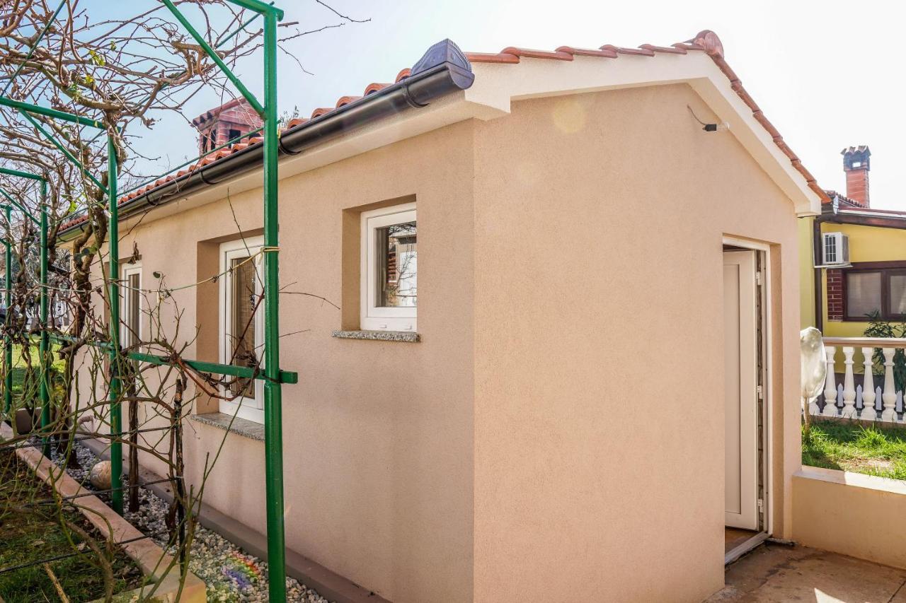 Apartment Suncica Pula Luaran gambar