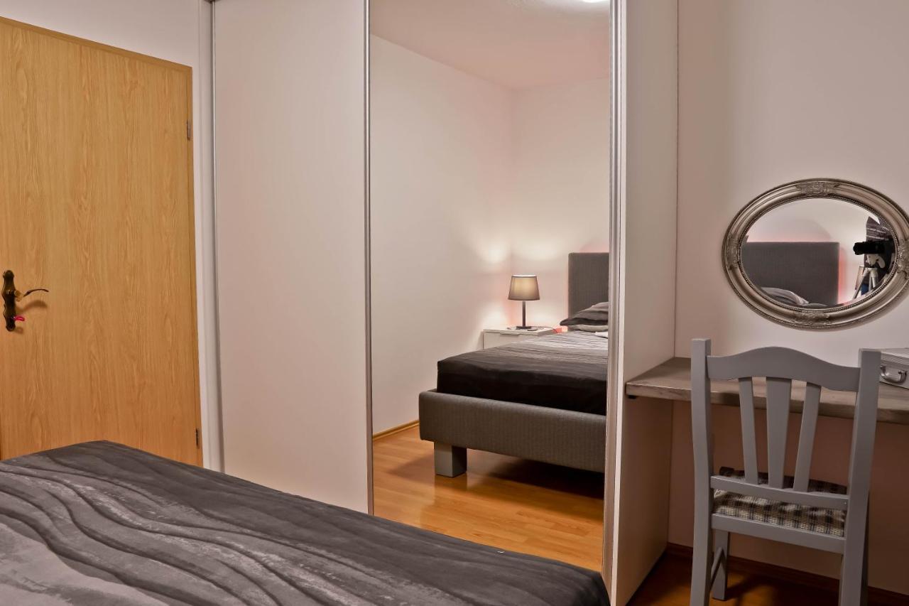 Apartment Suncica Pula Luaran gambar