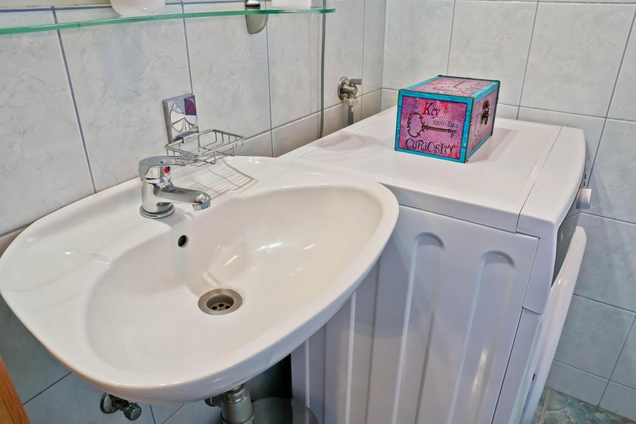 Apartment Suncica Pula Luaran gambar