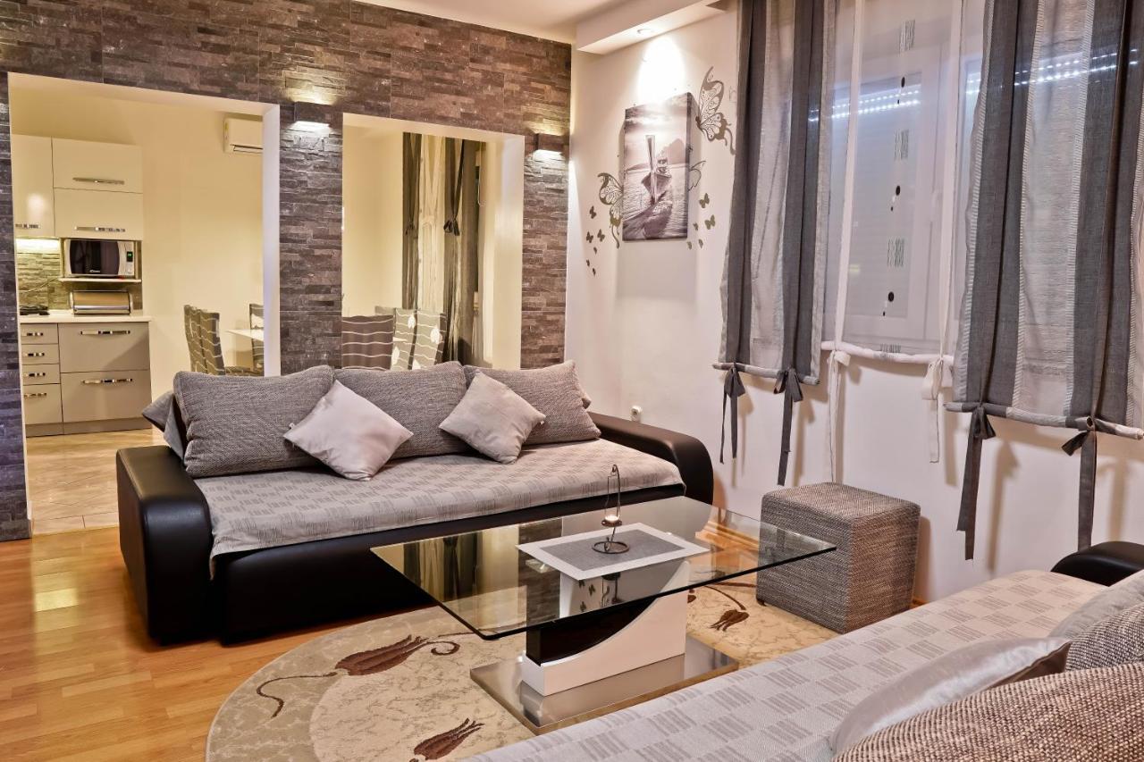 Apartment Suncica Pula Luaran gambar